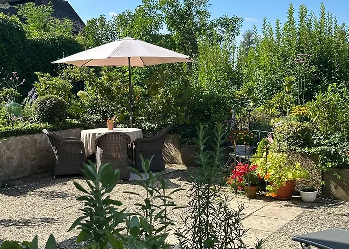 Dornroeschen 度假居 *